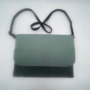 Urban Expressions Mint Green Flip Open Adjustable Crossbody Clutch Purse